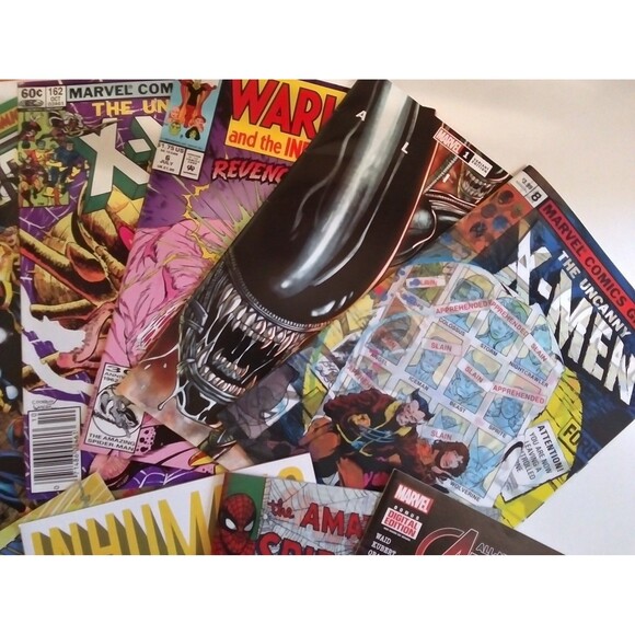 11 Marvel Comics - Picture 3 of 8